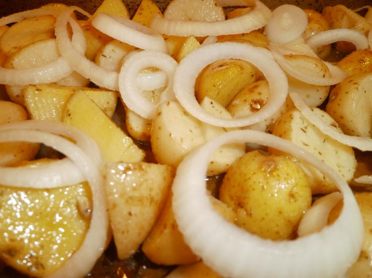 Easy Oven-Fried Salad Potatoes