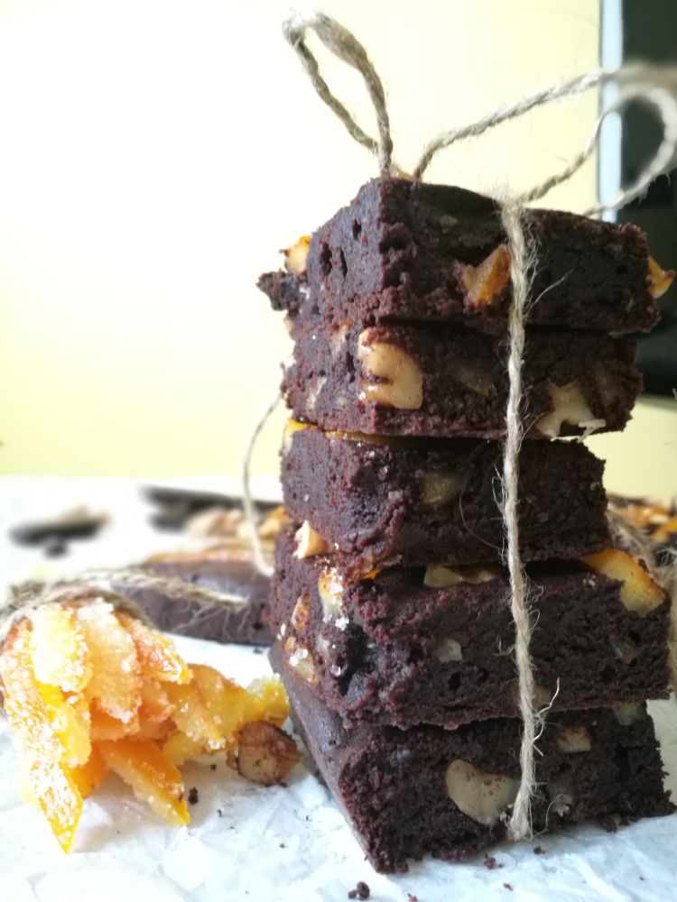 Dark Chocolate brownie with Walnuts and Candied orange peels.