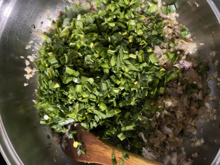 Green garlic roti