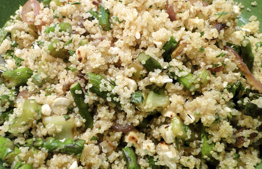 Quinoa Pilaf With Asparagus