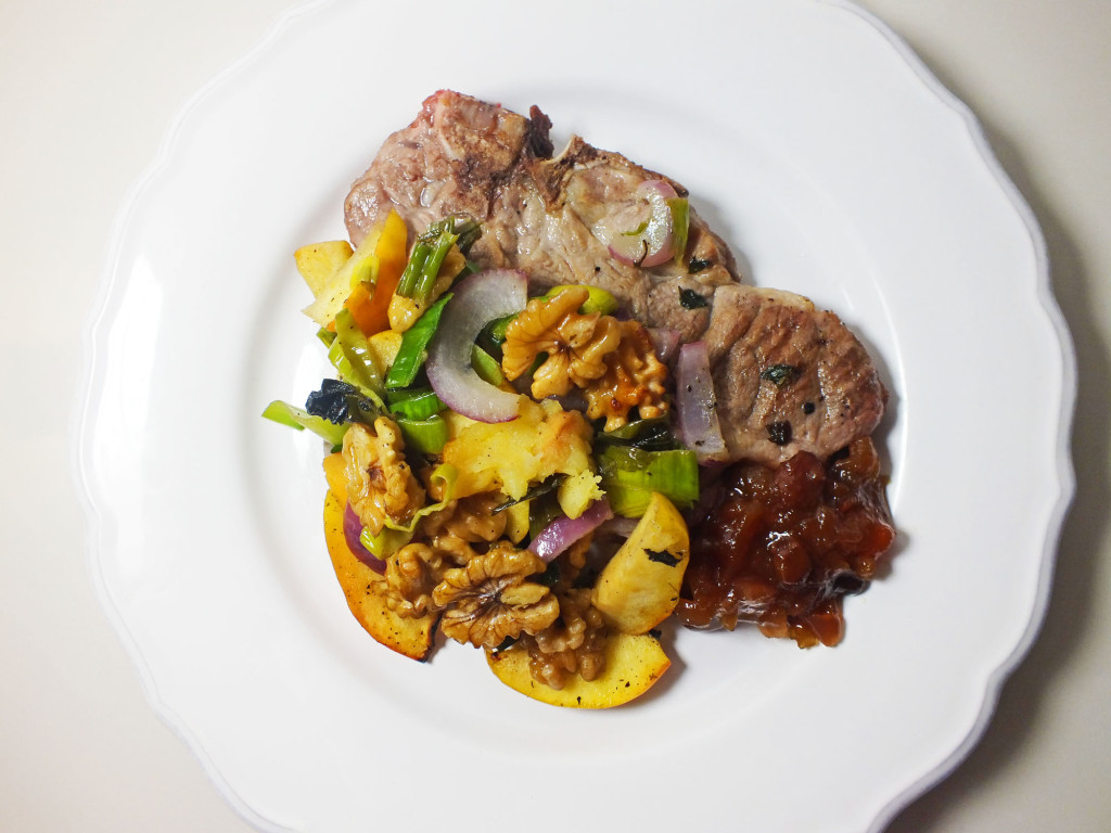 Pork Chops with Apples and Walnuts
